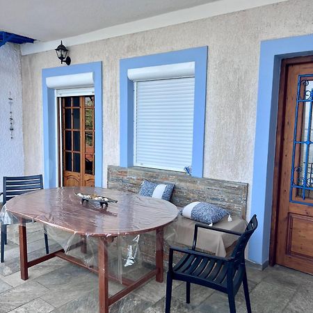 Villas Nies Seaside Appartments Sourpi エクステリア 写真