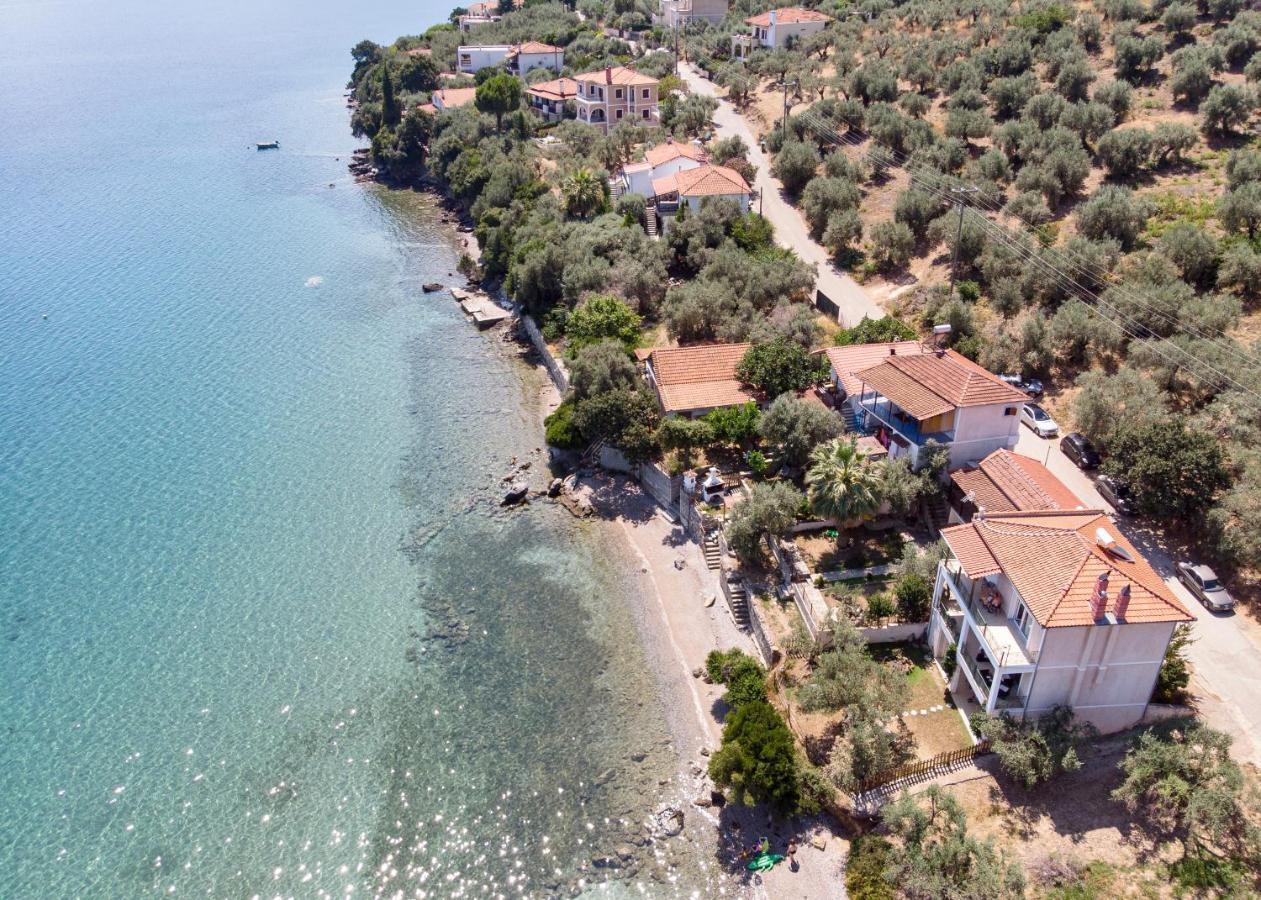 Villas Nies Seaside Appartments Sourpi エクステリア 写真