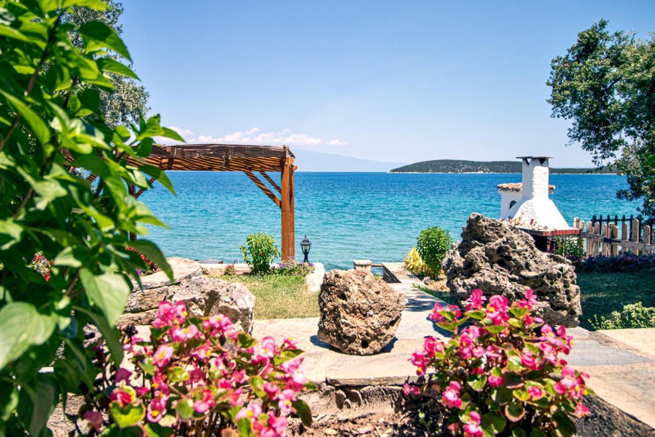 Villas Nies Seaside Appartments Sourpi エクステリア 写真