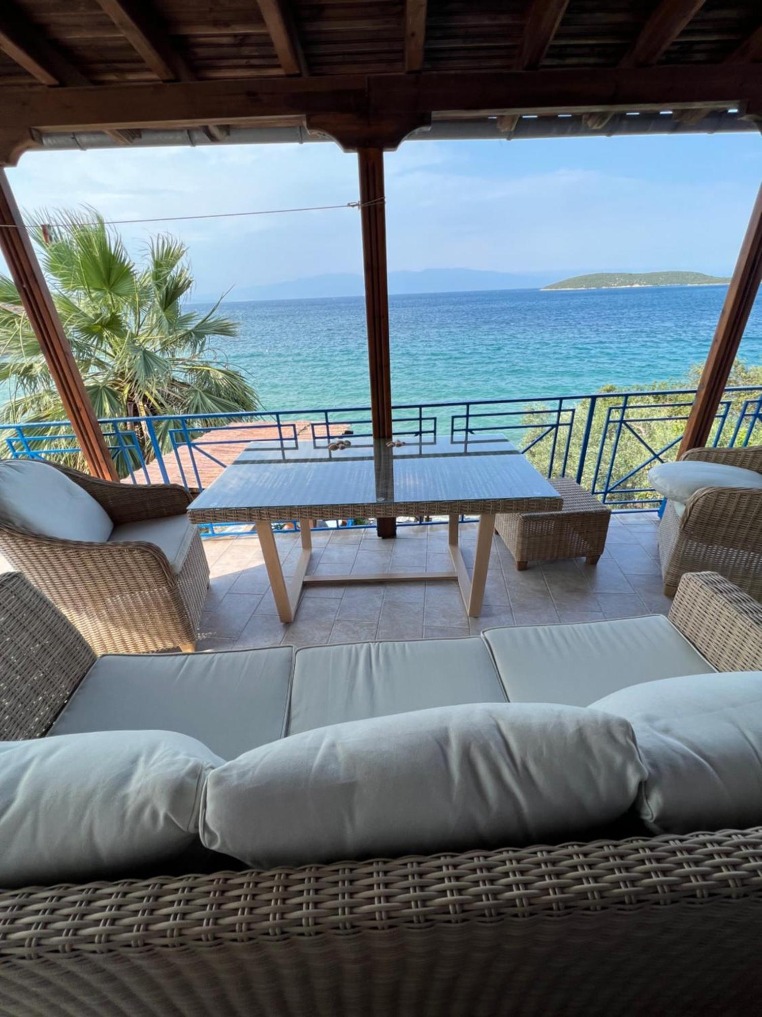 Villas Nies Seaside Appartments Sourpi エクステリア 写真