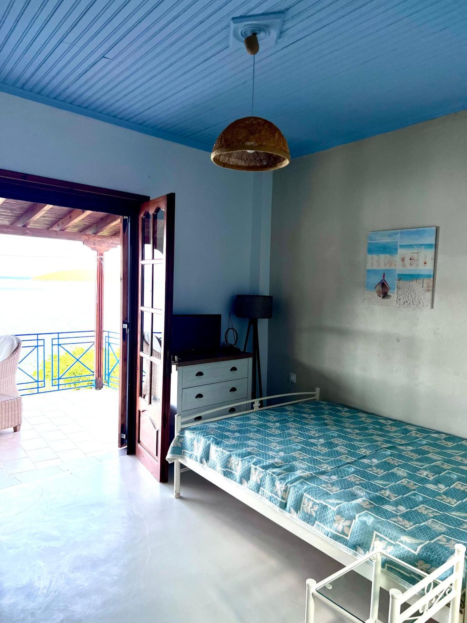 Villas Nies Seaside Appartments Sourpi エクステリア 写真